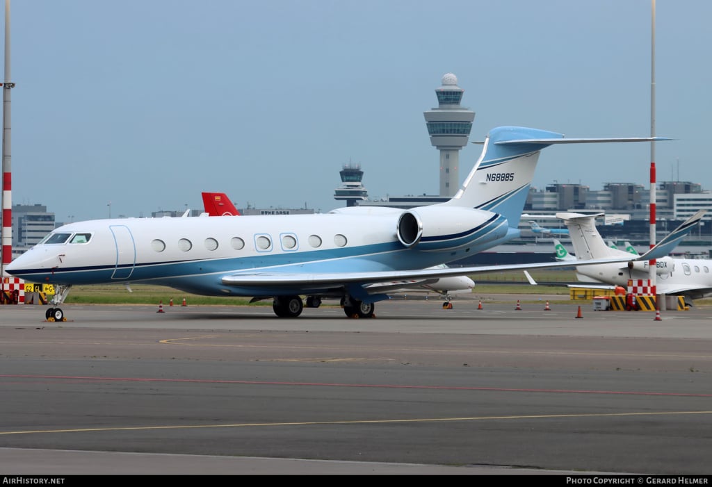 N68885 مالك غلف ستريم G650ER مارك زوكربيرج