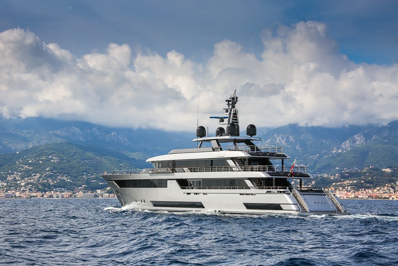 Yate KINSHIP • Riva • 2019 • Propietario