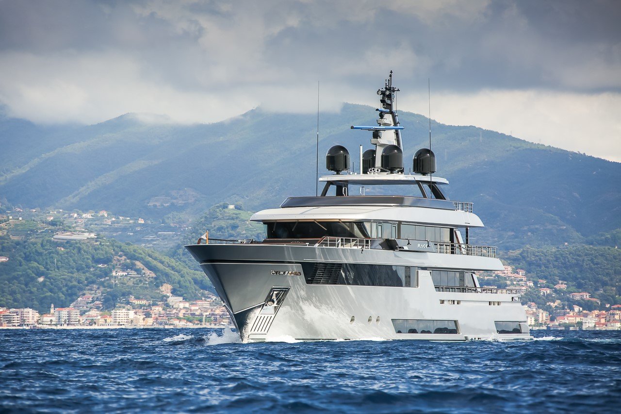 Yate KINSHIP • Riva • 2019 • Propietario