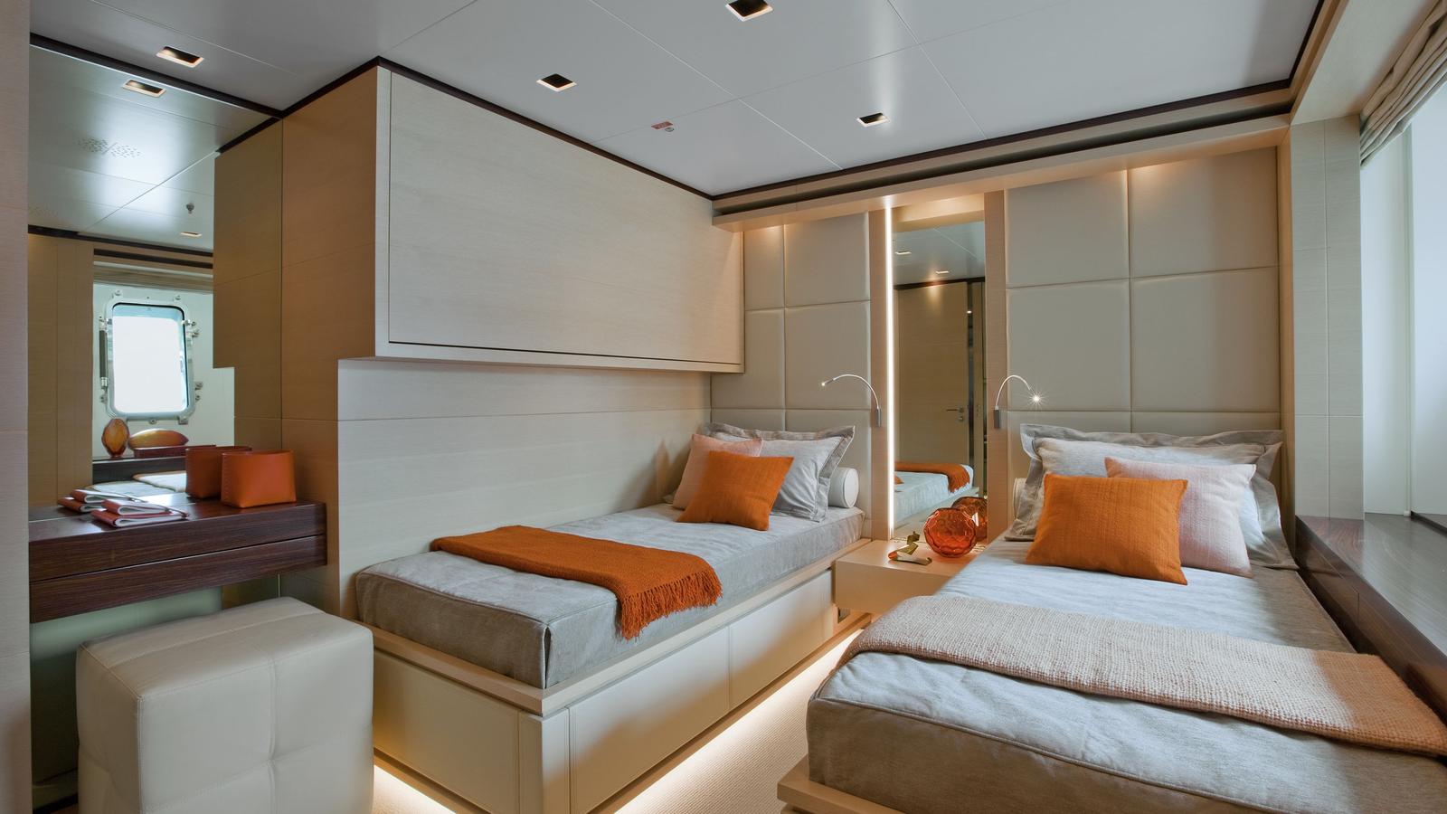 Intérieur du yacht LEMON TREE de San Lorenzo