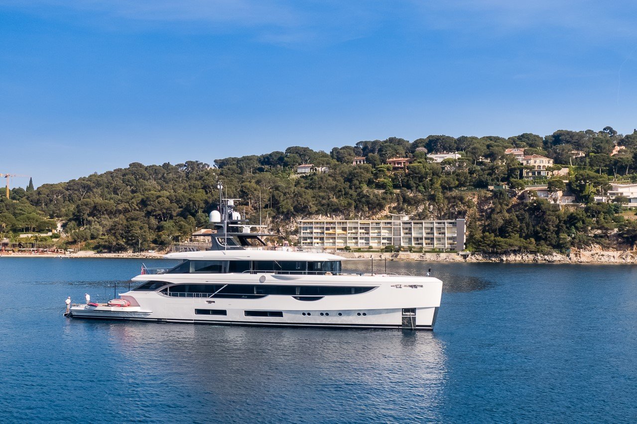 Yate SEASCAPE • Benetti • 2022 • Propietario estadounidense