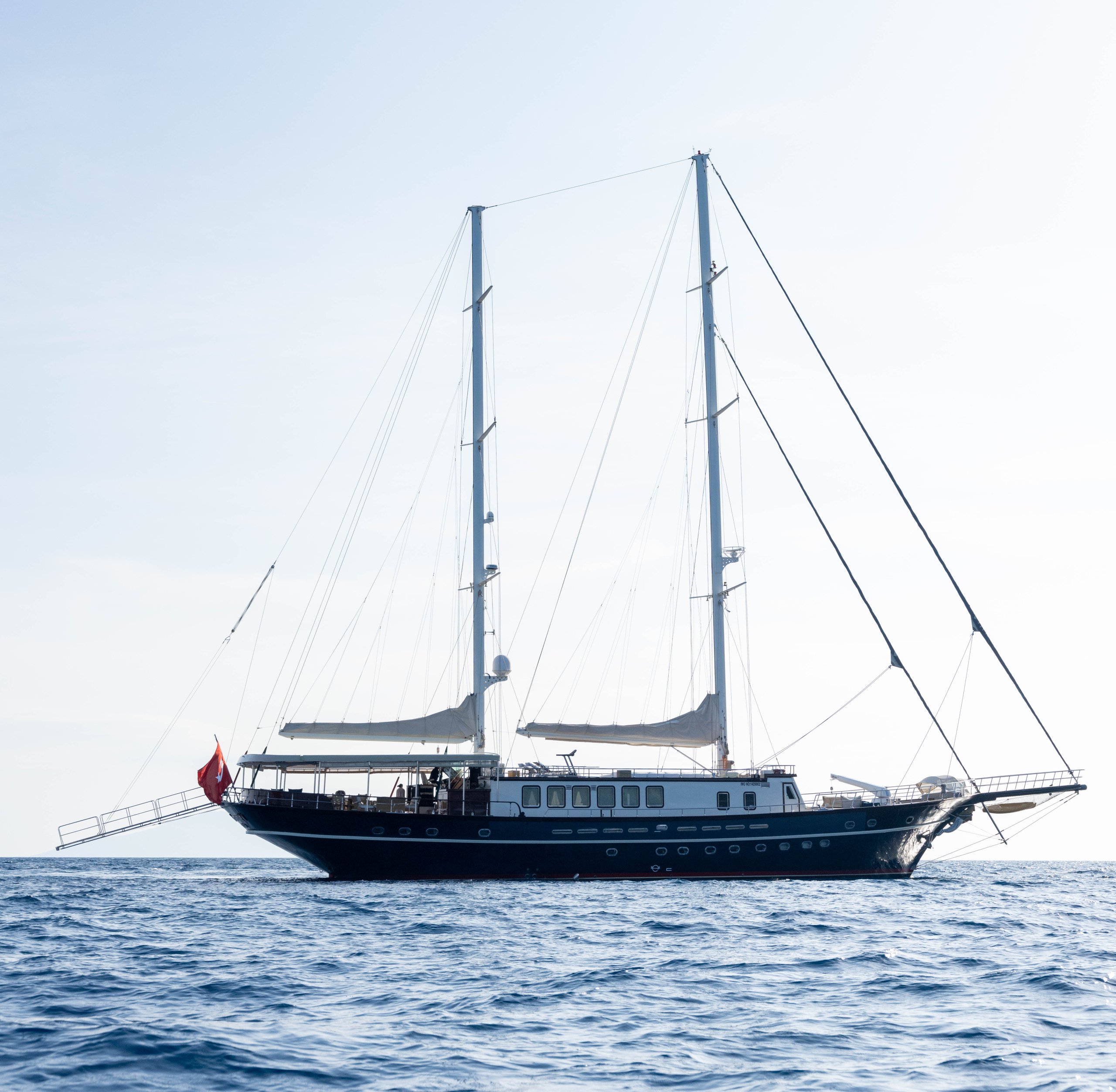 Iate SY SEA DREAM • Aegean Yachts • 2005 • Proprietário Burhan Deval