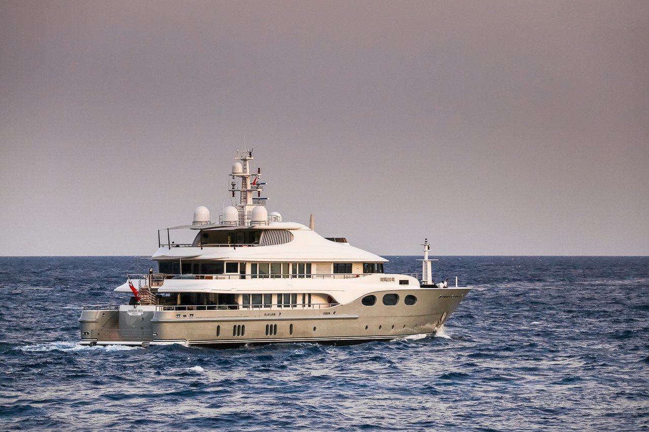 Yacht FORTUNATE SUN • Oceanfast • 2003 • Proprietario Jeff Records