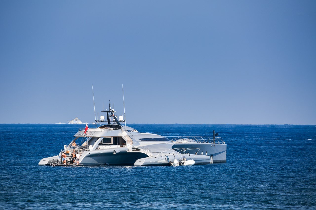 GALAXY OF HAPINESS Yacht • Latitude • 2016 • Owner God Nisanov