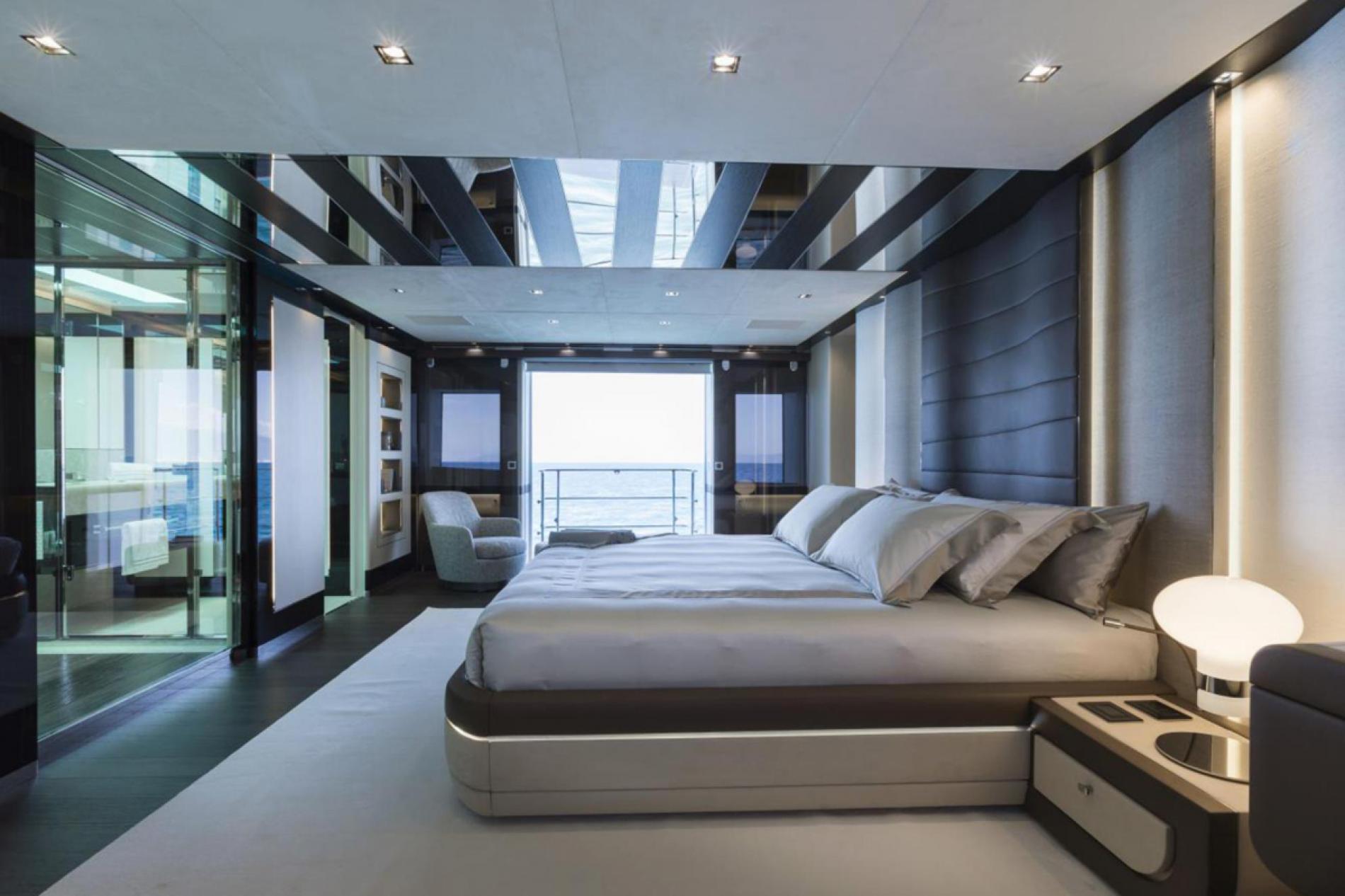 Interior del yate CECILE B de Overmarine 