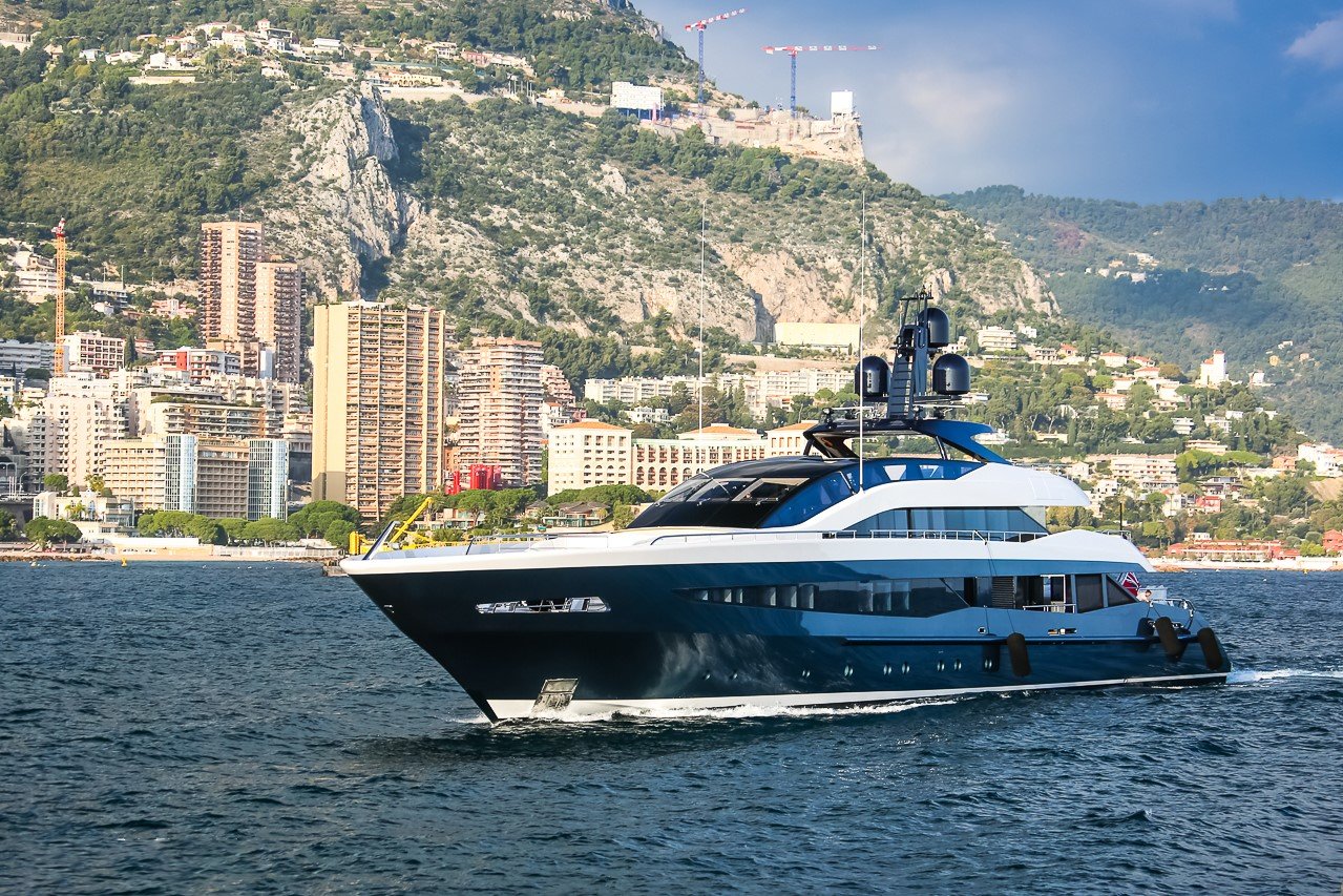 Yate IRISHA • Heesen • 2018 • Propietario millonario turco
