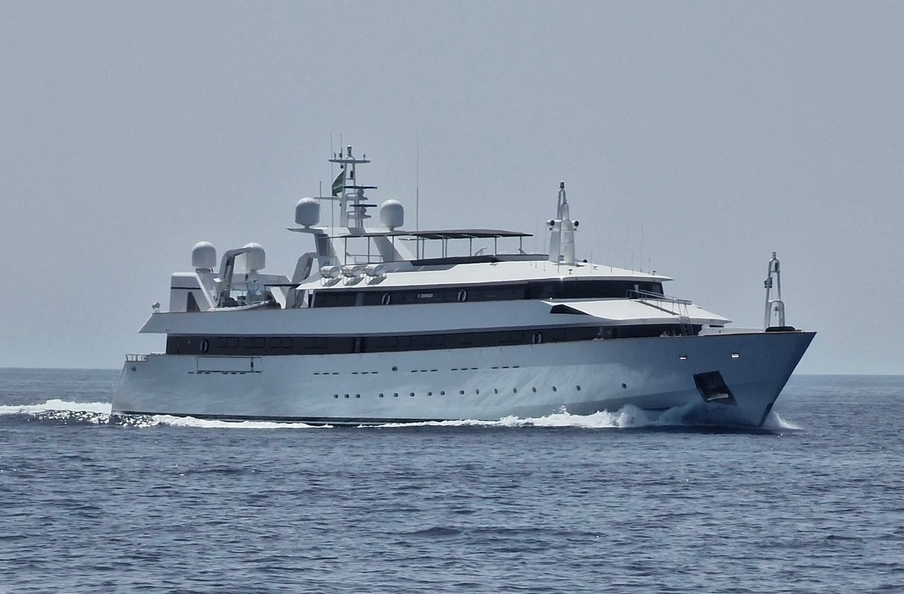 ADAMAS V Yacht – Cantieri Nicolini – 1987 – Proprietario Nikolas Pateras