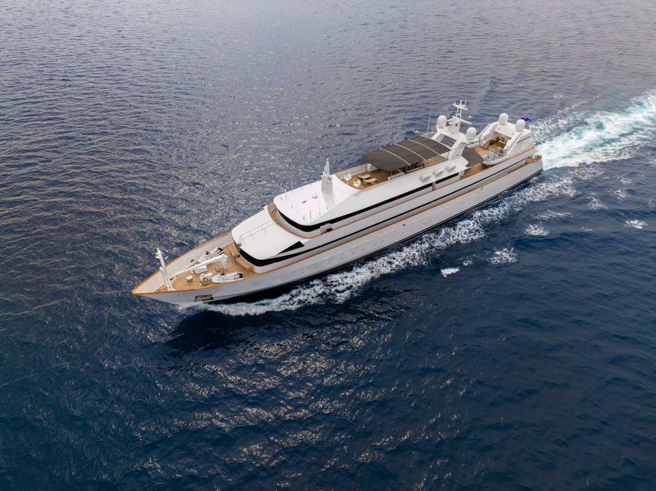 ADAMAS V Yacht – Cantieri Nicolini – 1987 – Proprietario Nikolas Pateras