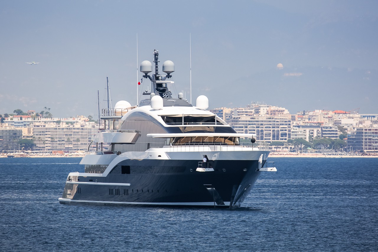 Yacht LUNA – Oceanco – 2018 – Propriétaire Robert Friedland