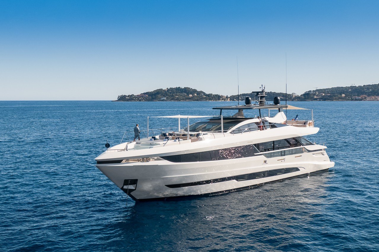 UNLEASH THE LION yacht – Overmarine – 2025 – Owner Max Verstappen