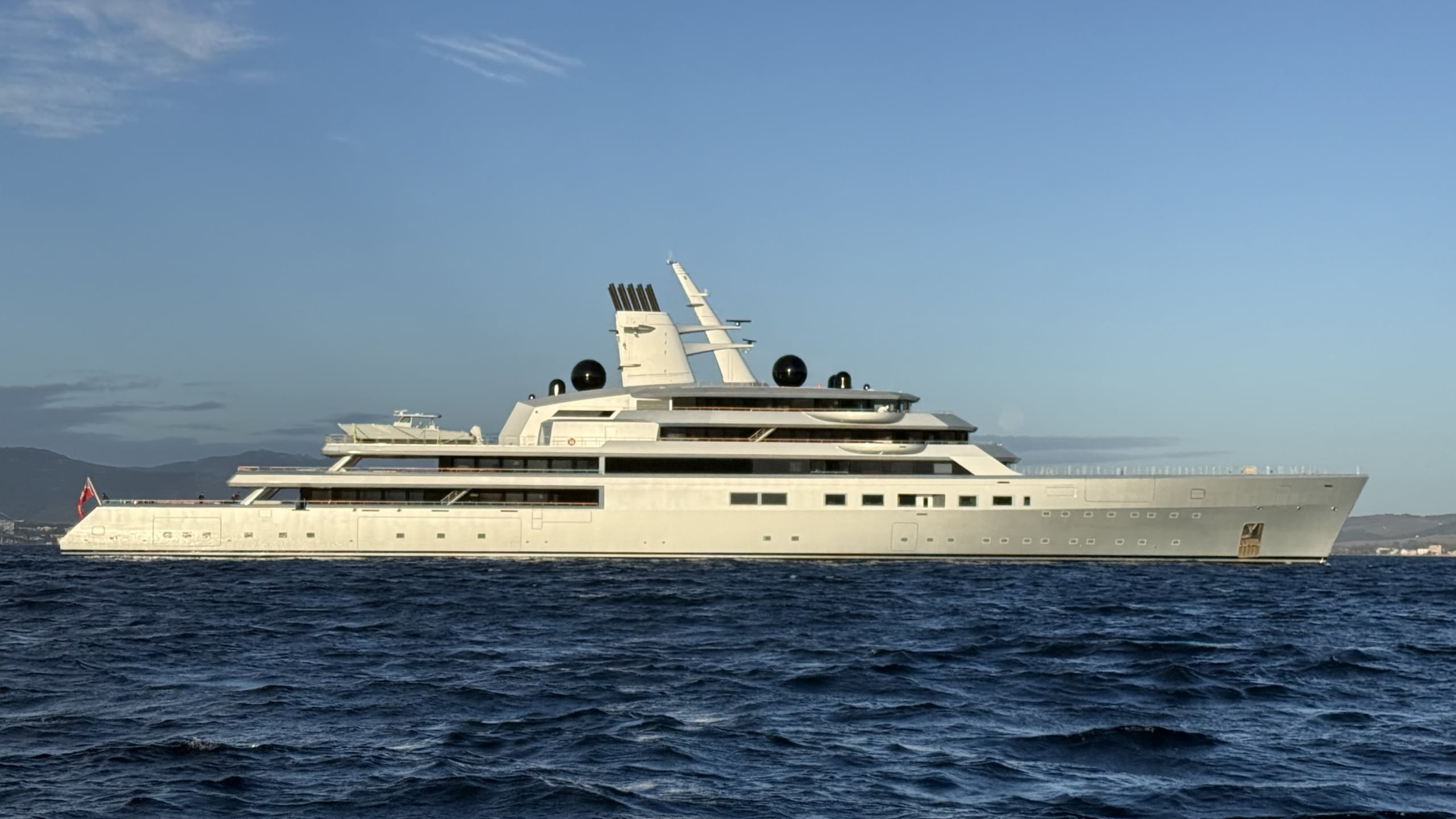 DRAGONFLY yacht – Lurssen – 2024 – owner Sergey Brin