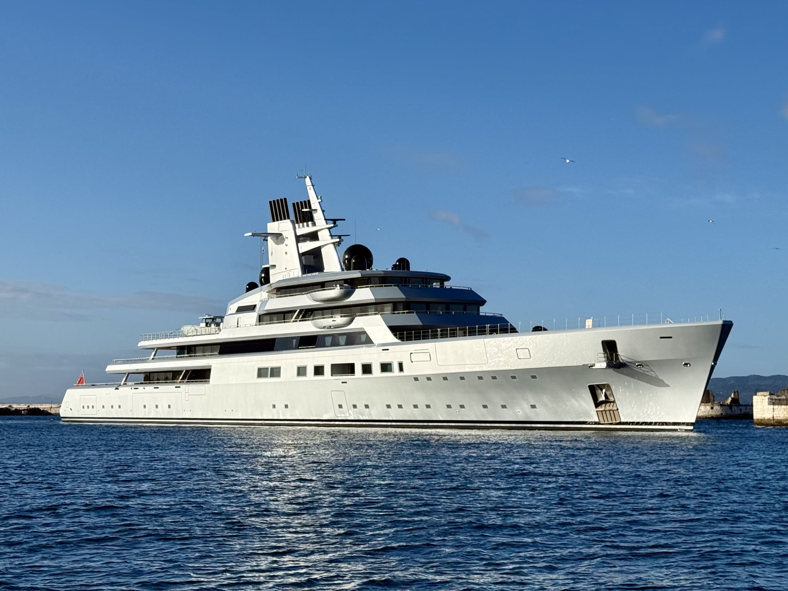 DRAGONFLY yacht – Lurssen – 2024 – owner Sergey Brin