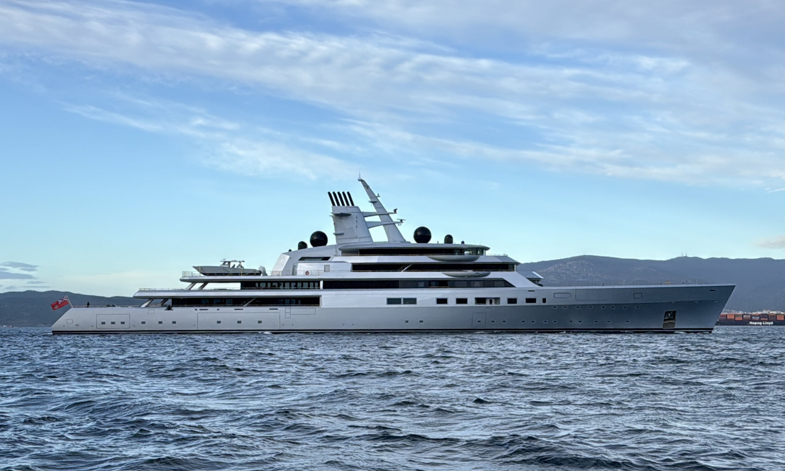 DRAGONFLY yacht – Lurssen – 2024 – owner Sergey Brin