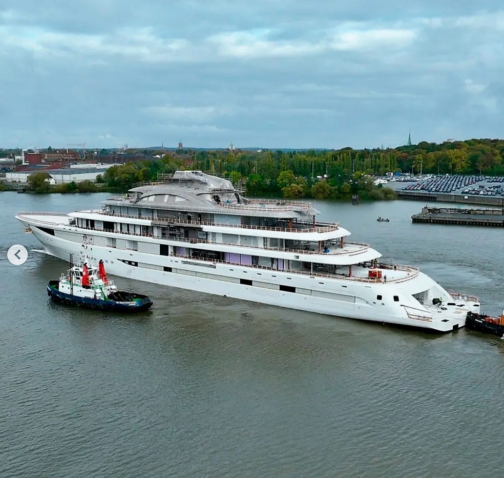 KEN GRIFFIN: The Billionaire Investor Behind Citadel, Record-Breaking Real  Estate, Private Jets, and Superyachts